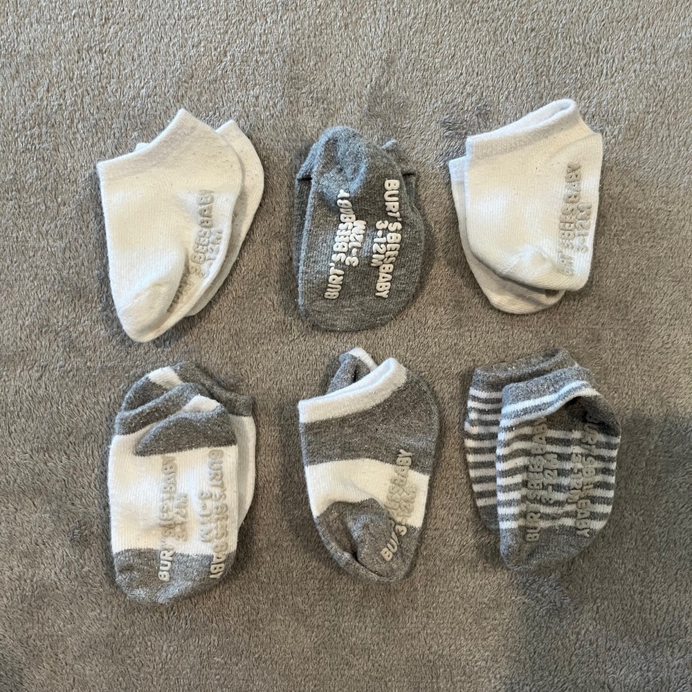 EUC 3-12M Burt’s Bees Baby Solid and Stripes Organic Cotton Ankle Socks 6 Pack